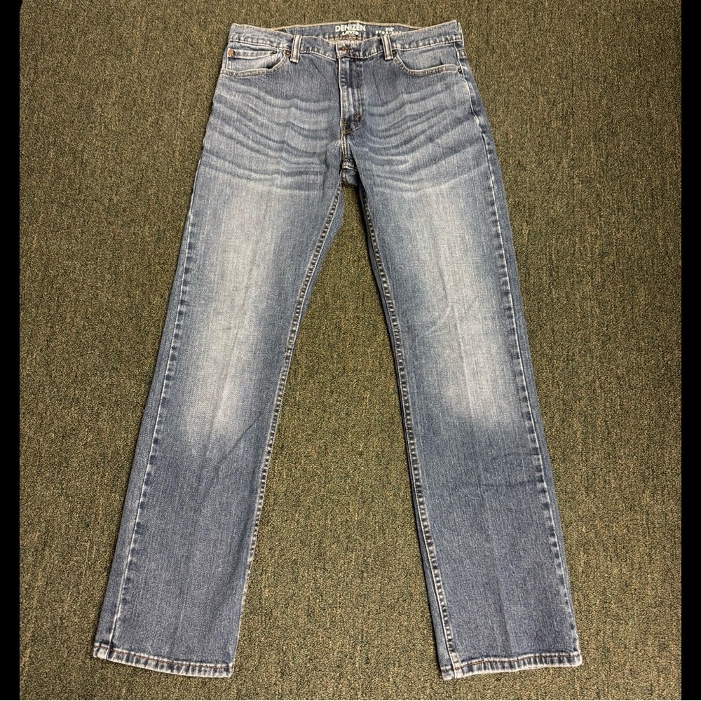 Denizen from Levi's Light Blue Straight Jeans